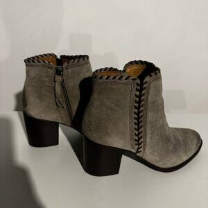 Sofft Wilton Booties | Gray Suede | Size 9